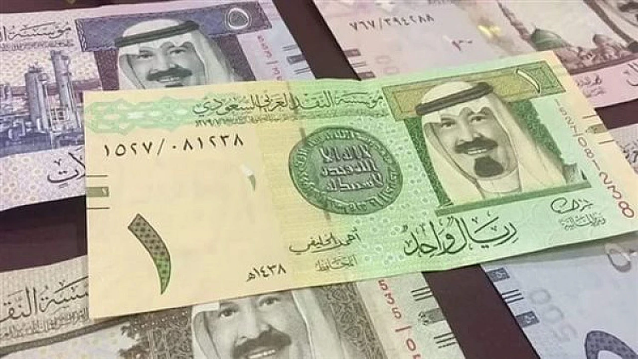 تغيرات جديدة في سعر الريال السعودي أمام الجنيه اليوم 15 مارس 2026